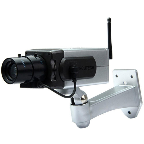 Battery Powered Practical Economic Dummy CCTV Security Camera with Activation Light
